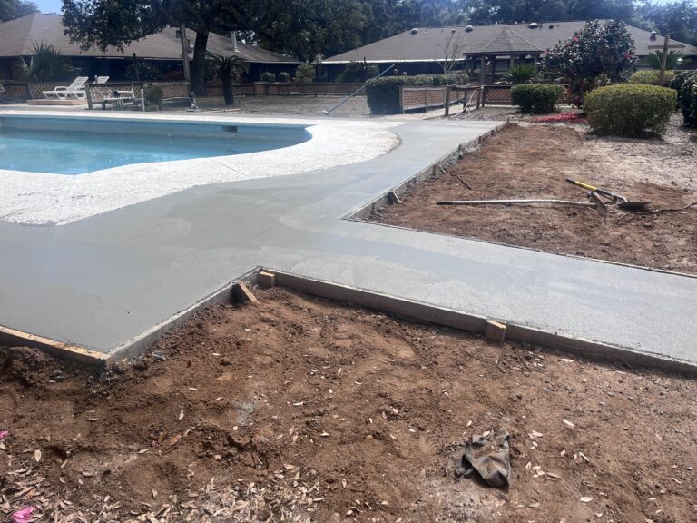 Pool Decks & Poolside Concrete